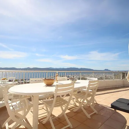 The Penthouse Apartmán