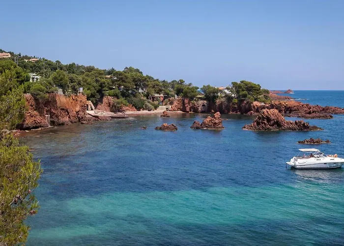 アパート The Penthouse